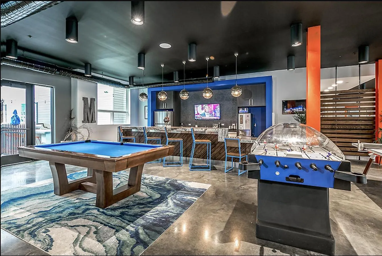 Apartment Landing At The Nine At Memphis - 4 Bedrooms In University