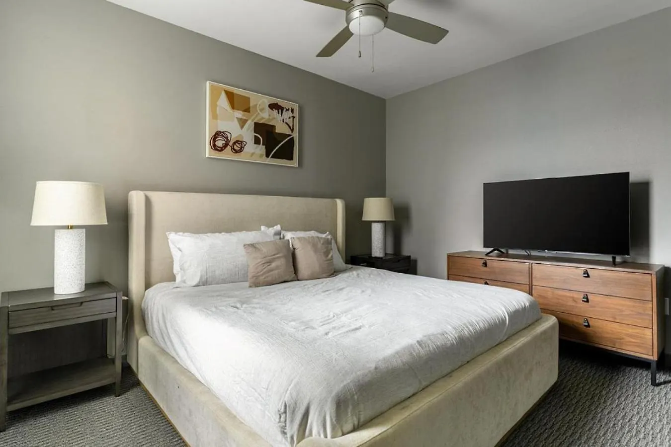 Landing At The Nine At Memphis - 4 Bedrooms In University